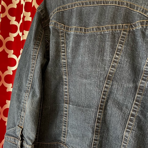 Nice Ashley Stewart zip up jean jacket - Picture 2 of 2